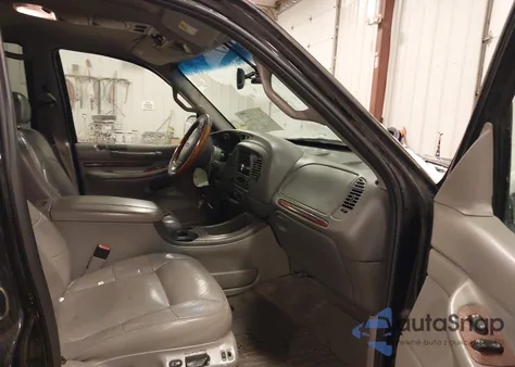 2001 Lincoln Navigator z USA, uszkodzony, nr VIN 5LMFU28A61LJ05447